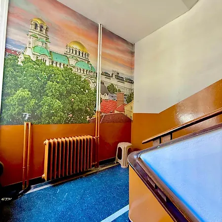 Center Spacious 2br Near Vitosha Blvd *