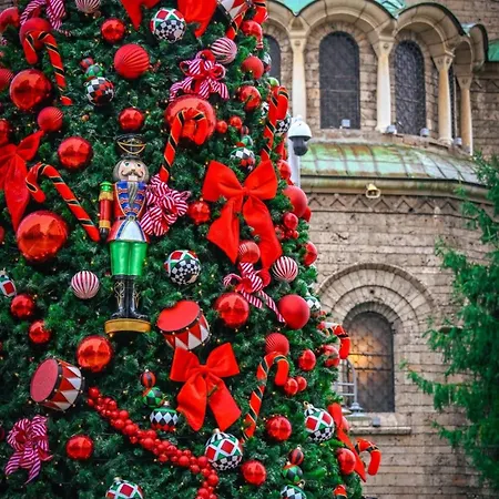 Center Spacious 2br Near Vitosha Blvd * 소피아